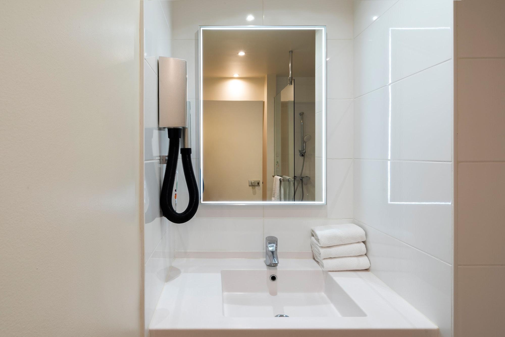 Ibis Styles Parc Des Expositions De Villepinte Buitenkant foto