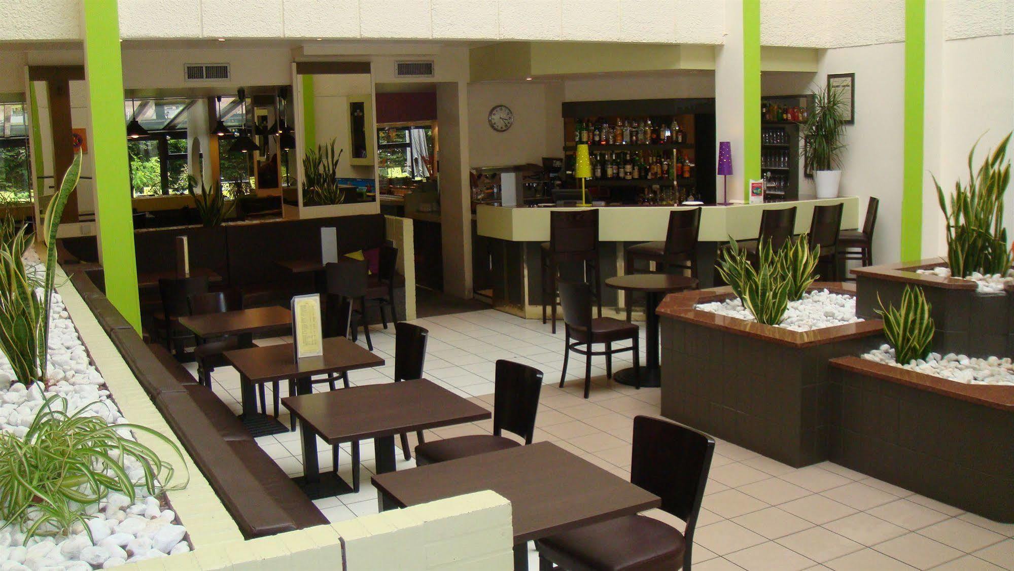 Ibis Styles Parc Des Expositions De Villepinte Buitenkant foto